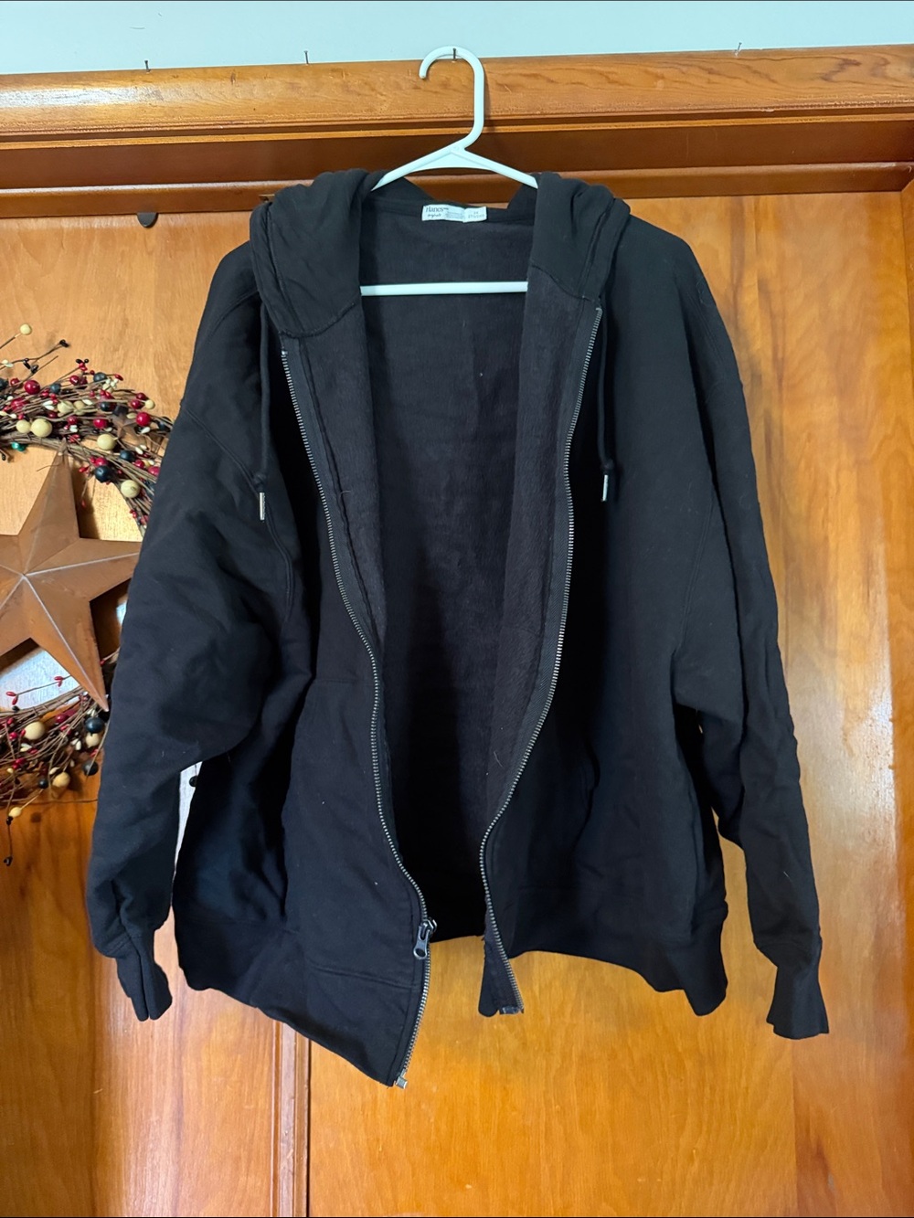 Hanes Black Full-Zip Hooded Sweatshirt Jacket